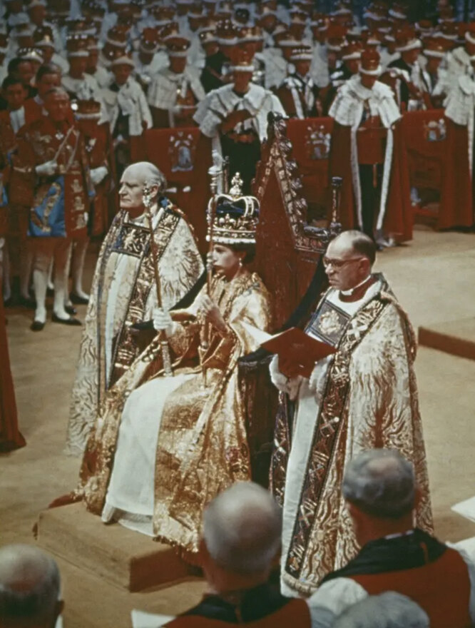 Коронация королевы Елизаветы II 2 июня 1953 год, Вестминстерское аббатства, Лондон, Англия
