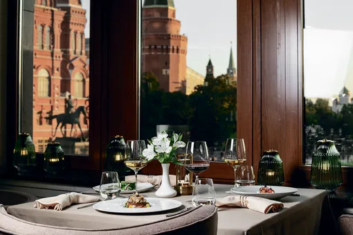 Four Seasons Hotel Moscow Four Seasons Hotel Moscow