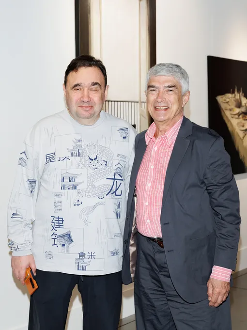 Ресторатор Александр Раппопорт и галерист Михаил Агроскин