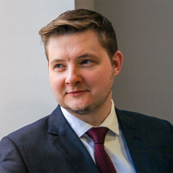 Евгений Хилинский, директор Управления анализа инструментов с фиксированной доходностью Газпромбанка