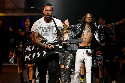 Шоу бренда Philipp Plein стало самым зрелищным на Неделе моды в Милане