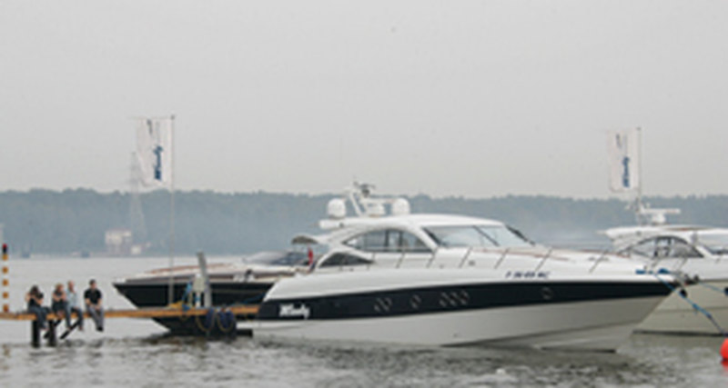 «Robb Report Россия» принял участие в «Буревестник Boat Show»