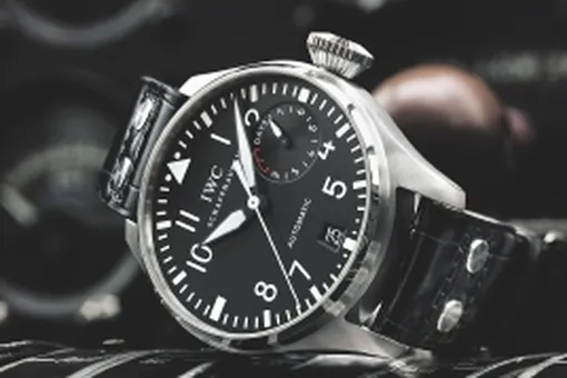 Пилотские часы марок IWC и Zenith