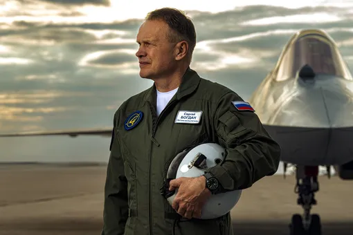 Яркие коллаборации осени: Эрмитаж и Samsung, часы «Ракета» с «Сухим», теннис с чемпионом «Большого шлема» на Мальдивах Яркие коллаборации осени: Эрмитаж и Samsung, часы «Ракета» с «Сухим», теннис с чемпионом «Большого шлема» на Мальдивах