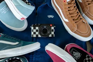 Leica выпустила лимитированную камеру в коллаборации с Vans и Рэем Барби