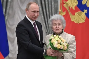 Умерла бывший директор Пушкинского музея Ирина Антонова Умерла бывший директор Пушкинского музея Ирина Антонова