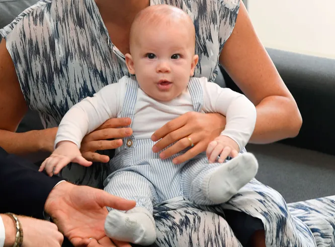 Арчи вместе с родителями Меган Маркл и принцем Гарри в ЮАР в сентябре 2019 года